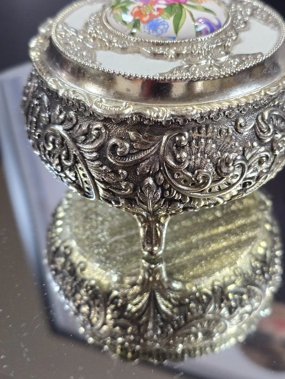 Vintage Bijoux Silver Tone Floral Round Porcelain & Metal Trinket Box